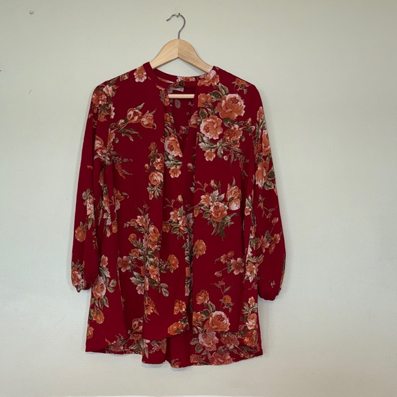 Altar'd State Tops - Altar'd State Eyelet Floral Blouse Size Small Bohemian Flowy Lightweight